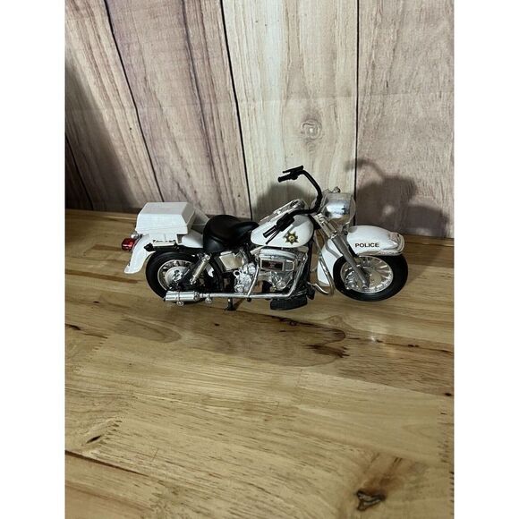 COLLECTABLE US POLICE MOTORCYCLE MODEL - Picture 5 of 7